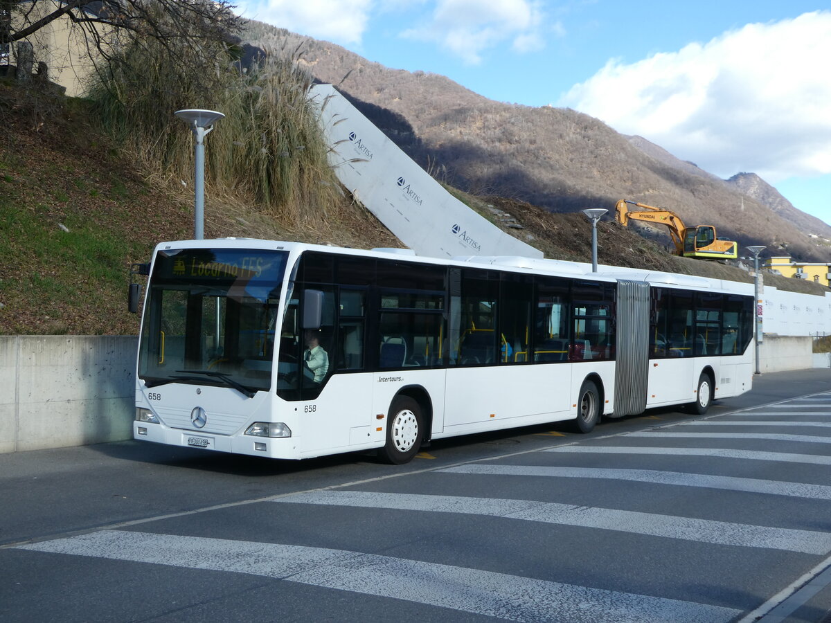 (245'820) - Intertours, Domdidier - Nr. 658/FR 300'658 - Mercedes (ex Nr. 206; ex VZO Grningen Nr. 51) am 4. Februar 2023 beim Bahnhof Tenero