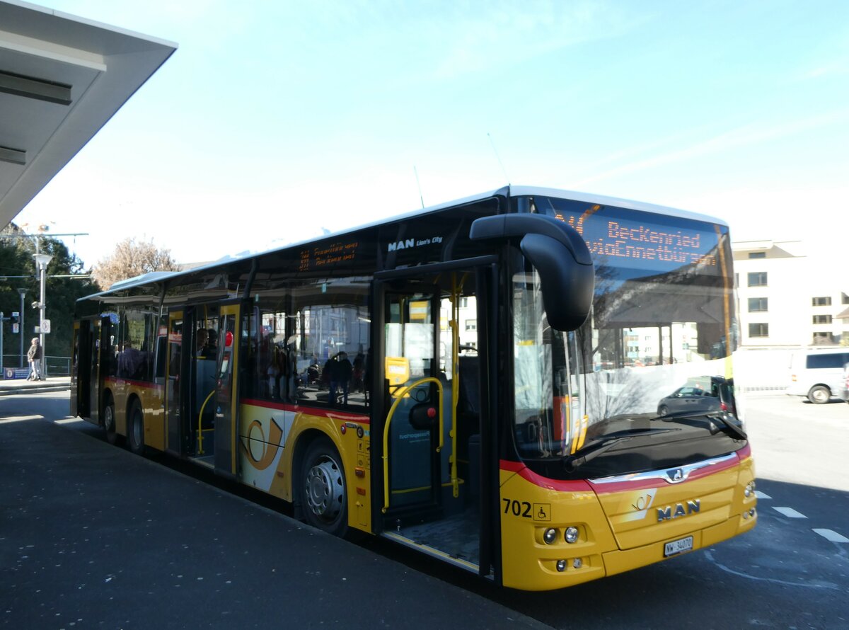 (246'175) - PostAuto Zentralschweiz - Nr. 702/NW 34'070/PID 11'596 - MAN (ex Nr. 72) am 16. Februar 2023 beim Bahnhof Stans