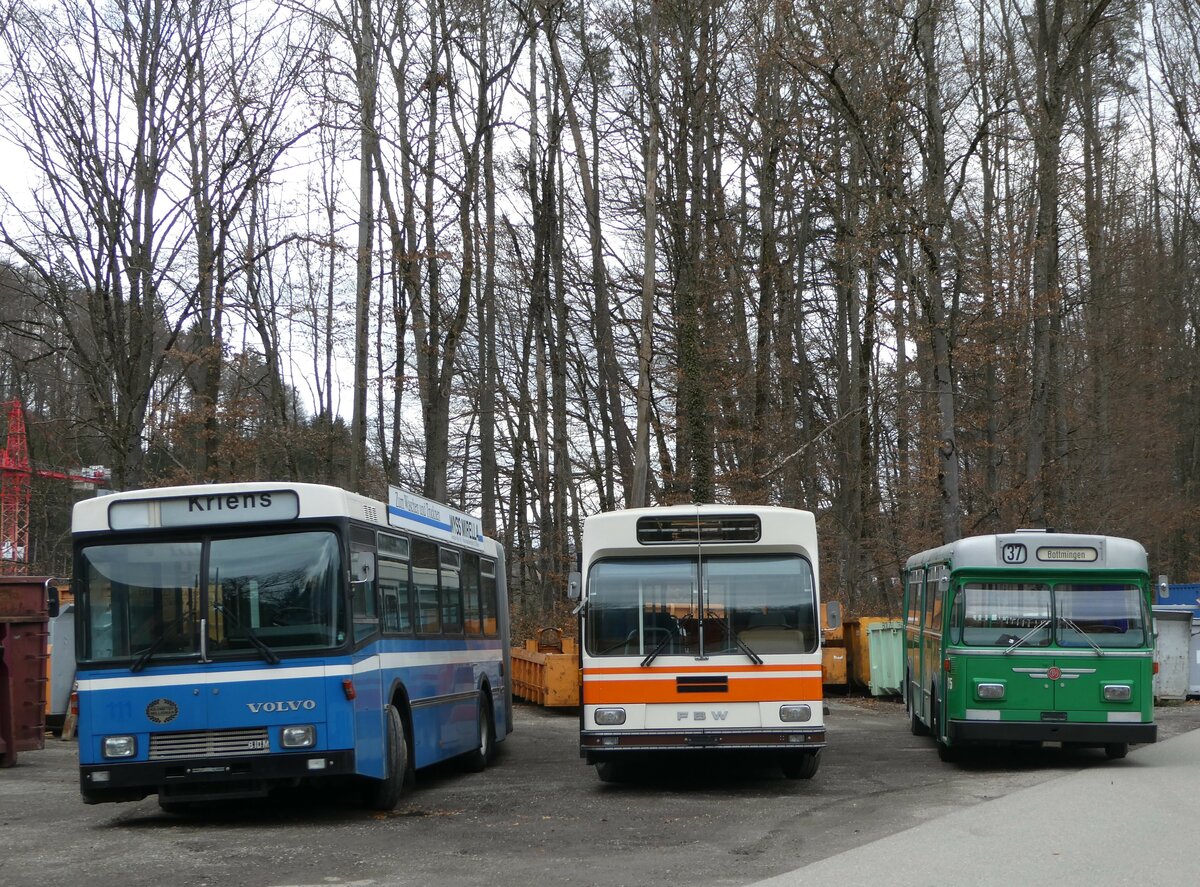 (246'676) Krauer, Kehrsatz - Volvo/R&J (ex VBL Luzern Nr. 111) + Wegmller, Mnsingen - (ex Bamert, Wollerau) + BVB Basel (RWB) - Nr. 75 - FBW/FHS am 26. Februar 2023 in Oberburg, Ziegelgut