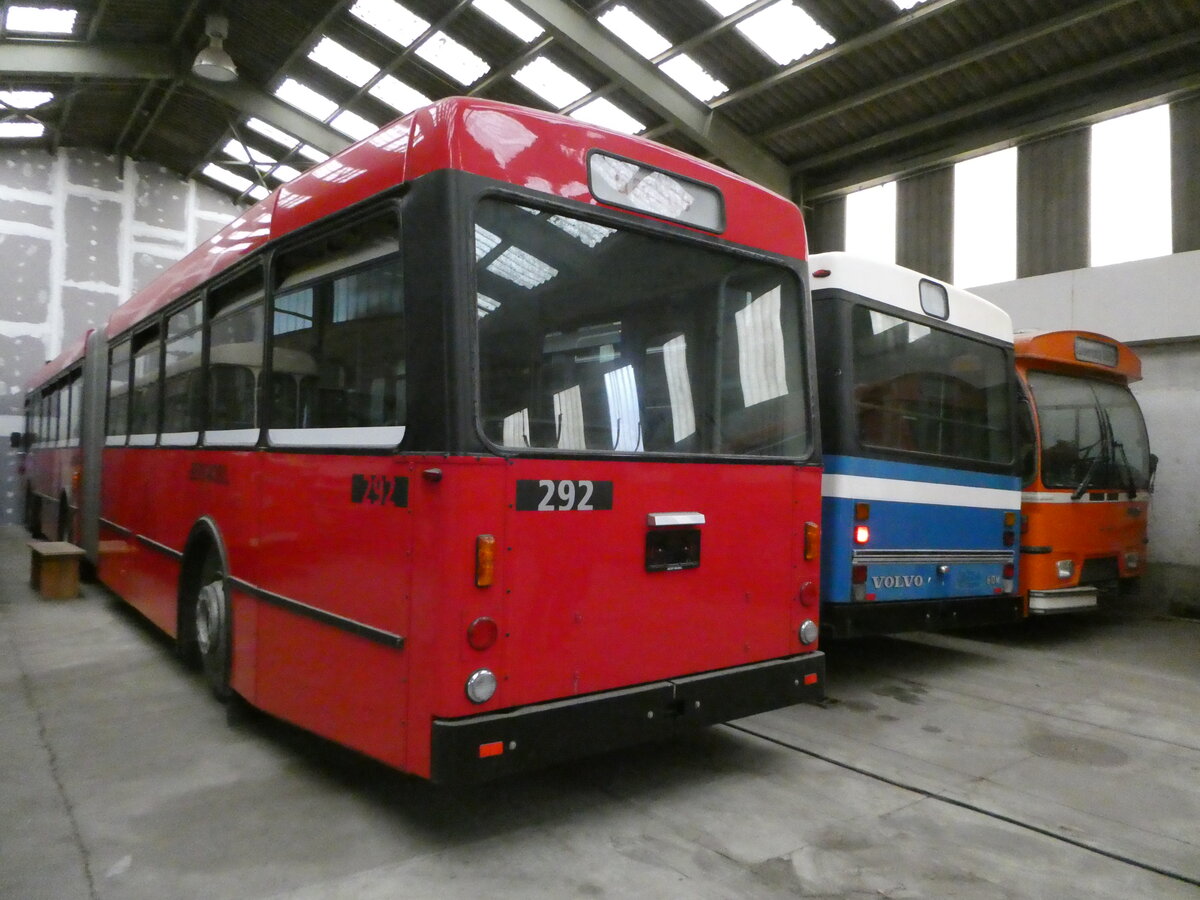 (246'707) - Bernmobil, Bern (SOB) - Nr. 292 - Volvo/R&J-Hess-Gangloff am 26. Februar 2023 in Oberburg, Ziegelgut