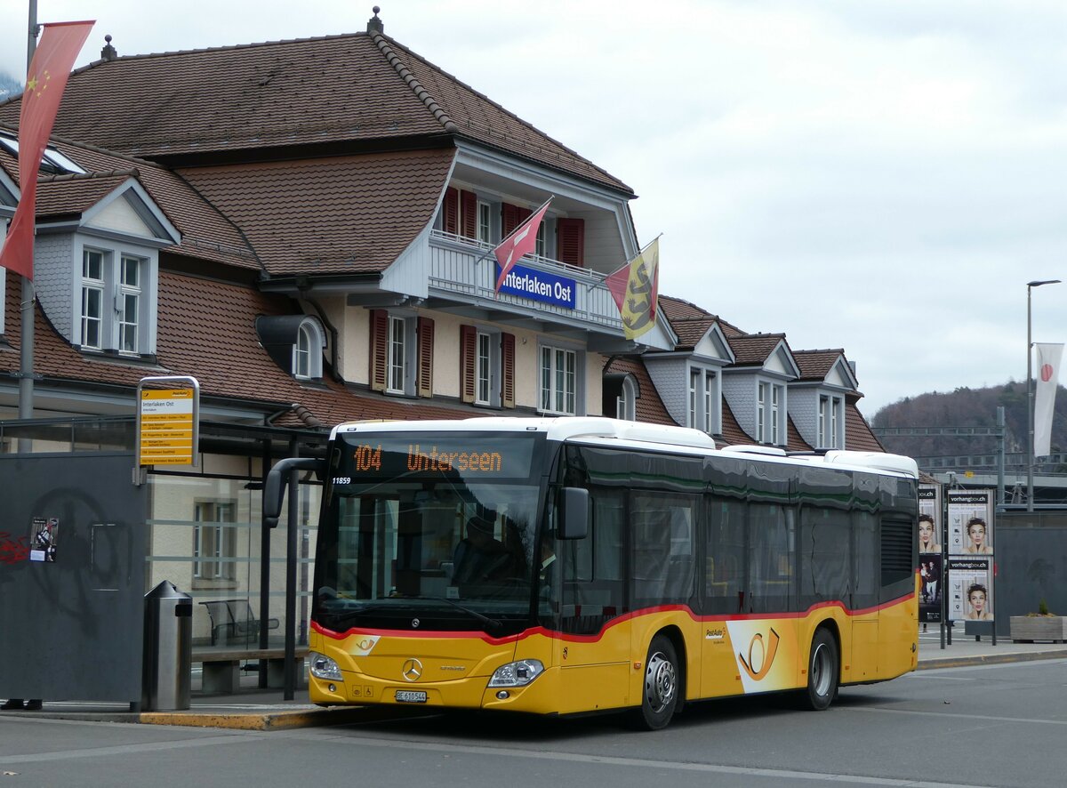 (246'760) - PostAuto Bern - BE 610'544/PID 11'859 - Mercedes am 27. Februar 2023 beim Bahnhof Interlaken Ost