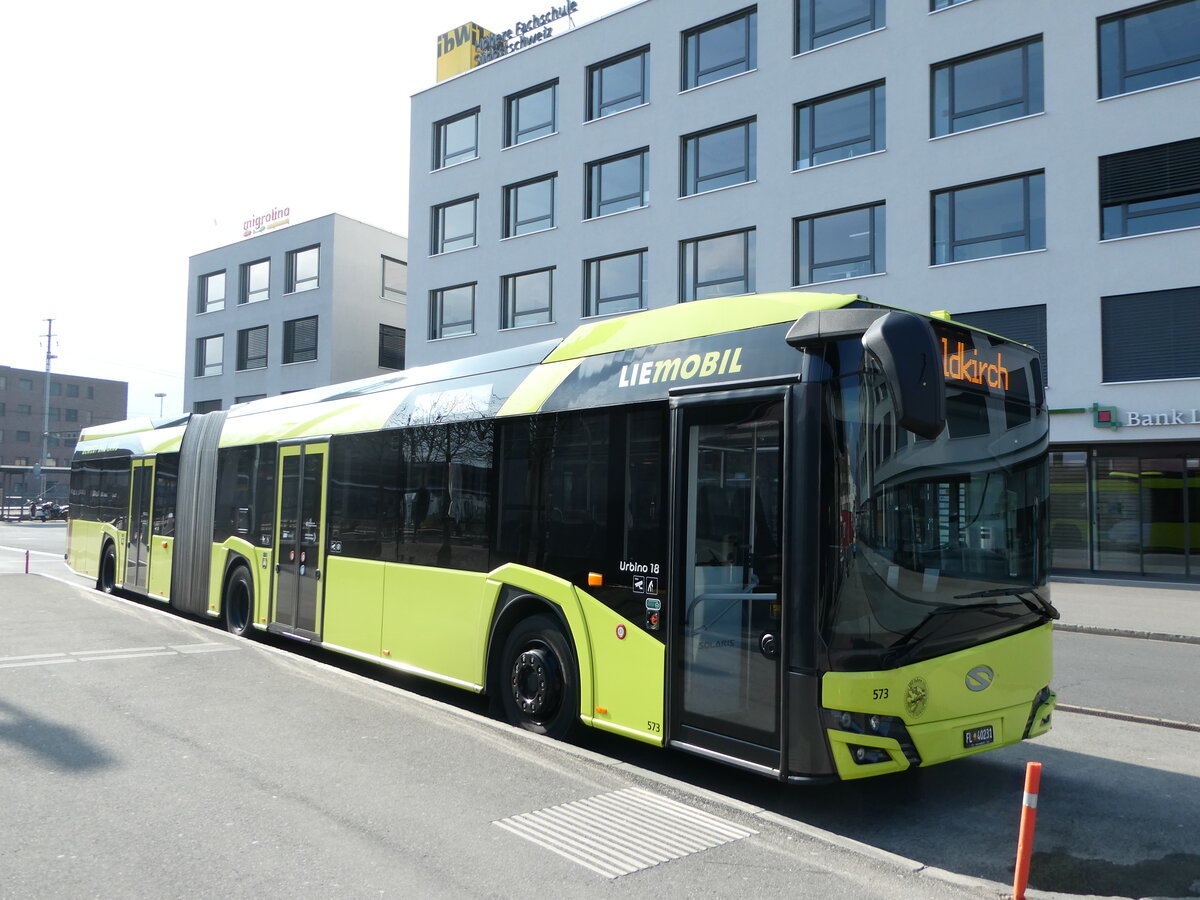 (246'878) - Aus Liechtenstein: BOS PS Anstalt, Vaduz - Nr. 573/FL 40'231 - Solaris am 4. März 2023 beim Bahnhof Sargans