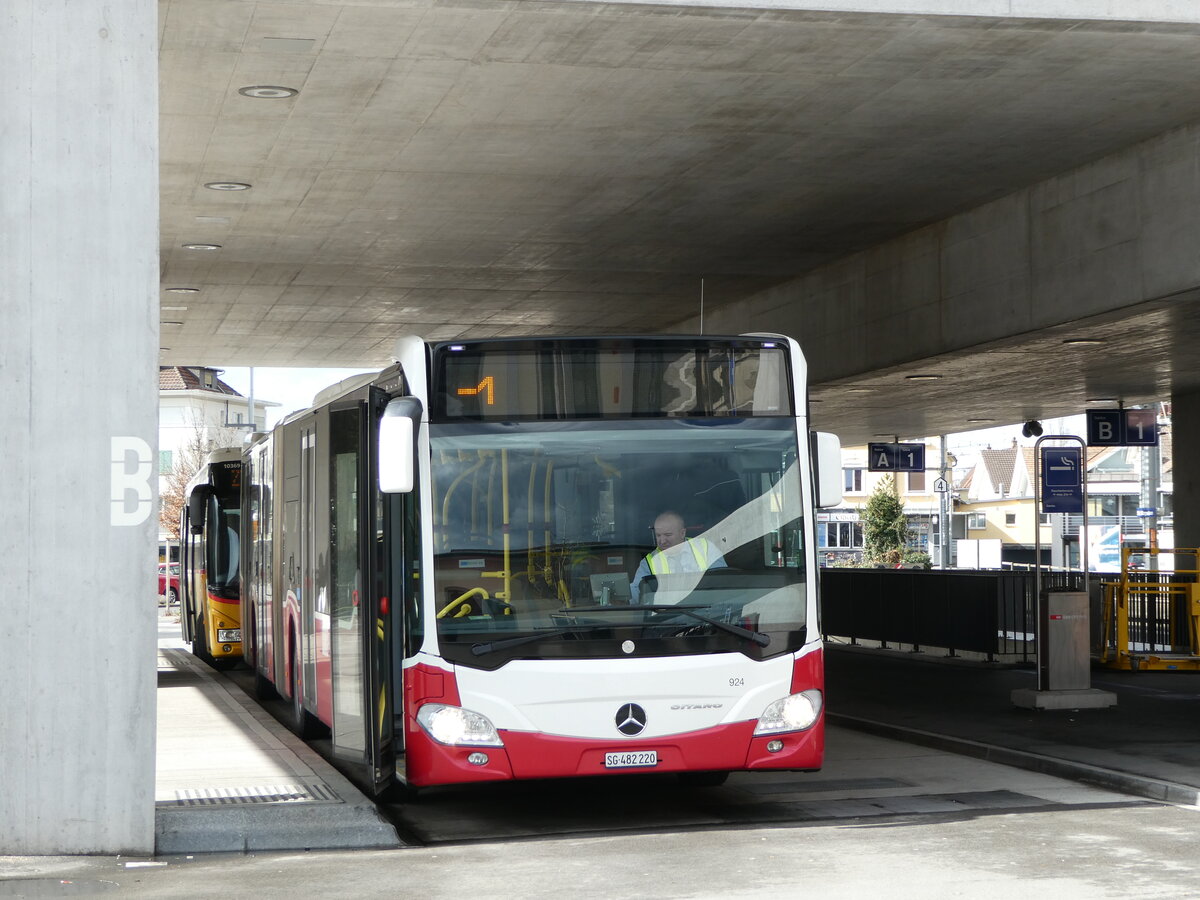 (247'031) - RTB Altstätten - Nr. 924/SG 482'220 - Mercedes (ex Wiener Linien, A-Wien Nr. 8728) am 9. März 2023 beim Bahnhof St. Margrethen