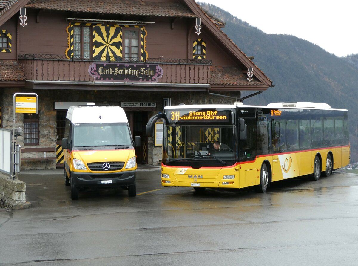 (247'116) - TSB Seelisberg - UR 1303/PID 4836 - Mercedes (ex Schnider, Schpfheim) + PostAuto Zentralschweiz - Nr. 700/27'617/PID 5569 - MAN (ex Niederer, Filzbach Nr. 12; ex PostAuto Ostschweiz) am 10. Mrz 2023 beim Bahnhof Seelisberg