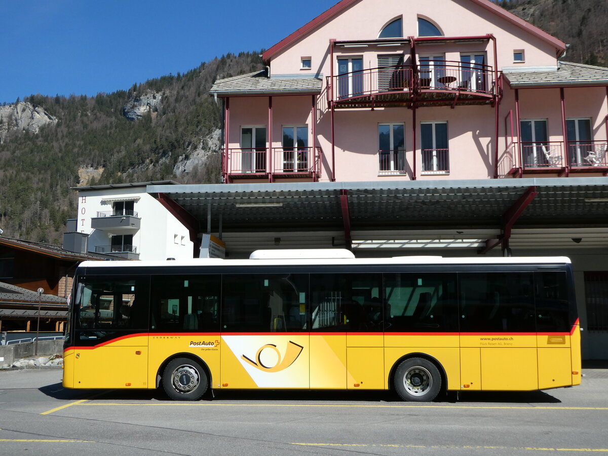 (247'411) - Flck, Brienz - Nr. 26/BE 868'726/PID 11'668 - Iveco am 18. Mrz 2023 in Meiringen, Postautostation