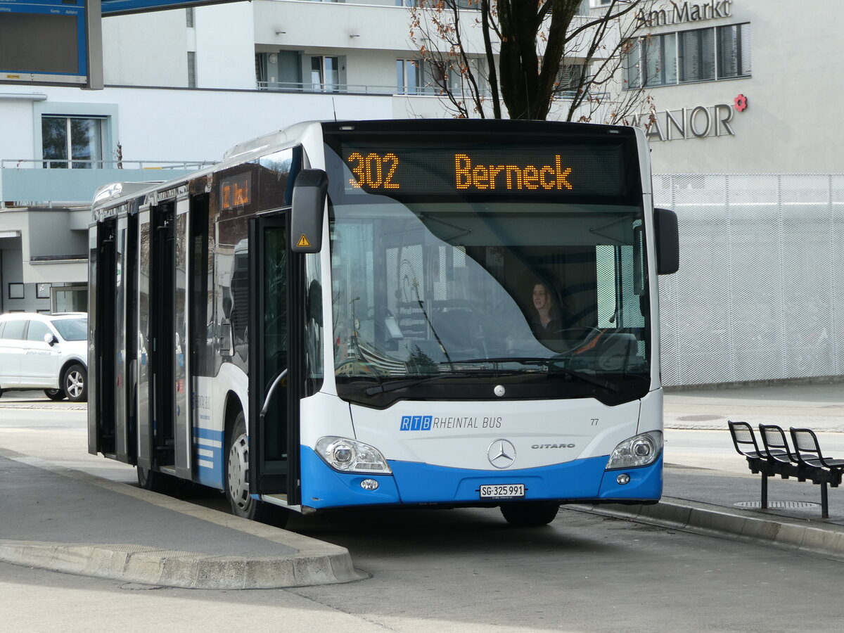 (247'536) - RTB Altsttten - Nr. 77/SG 325'991 - Mercedes am 21. Mrz 2023 beim Bahnhof Heerbrugg