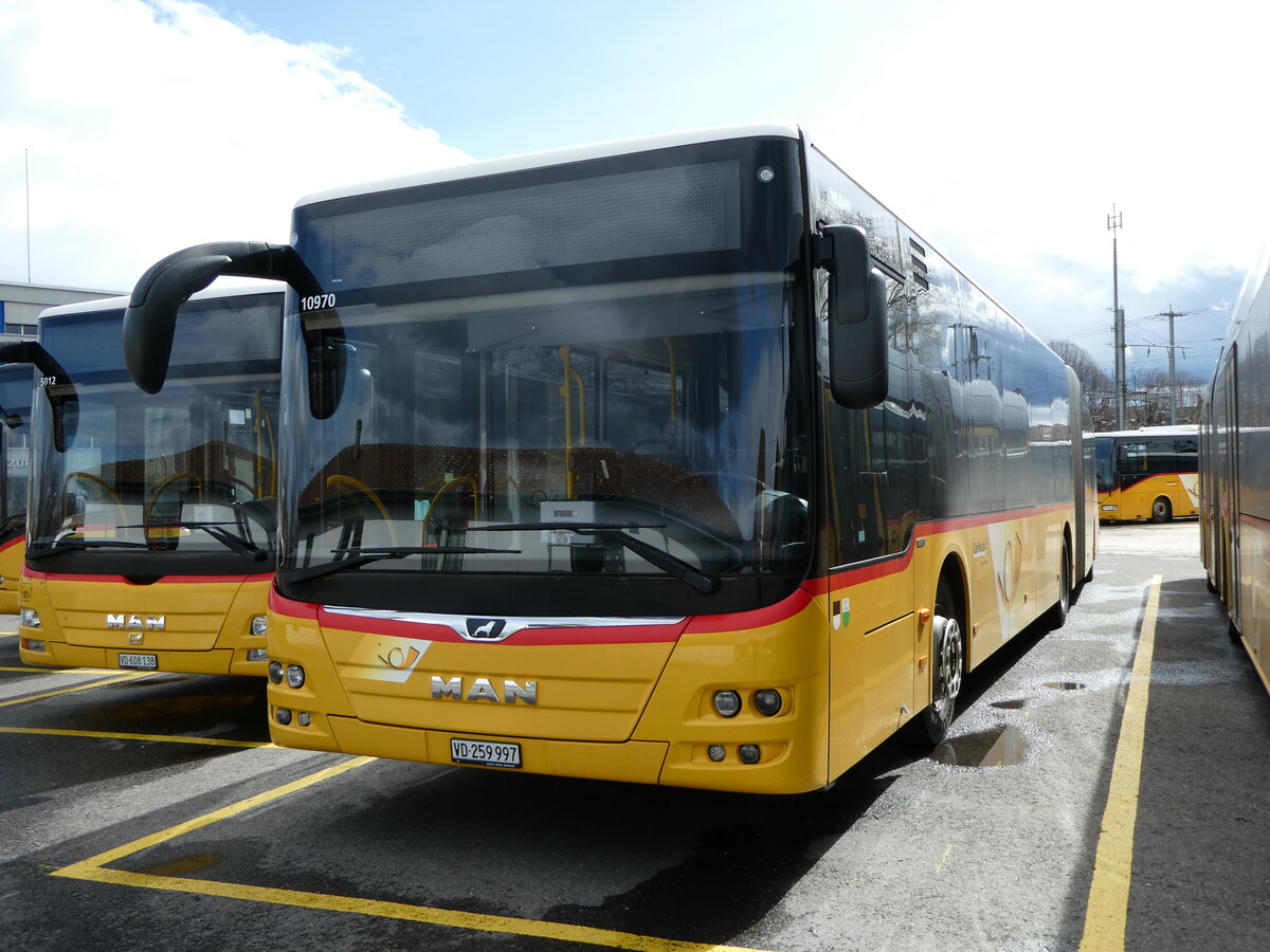 (247'664) - CarPostal Ouest - VD 259'997/PID 10'970 - MAN am 25. Mrz 2023 in Yverdon, Garage