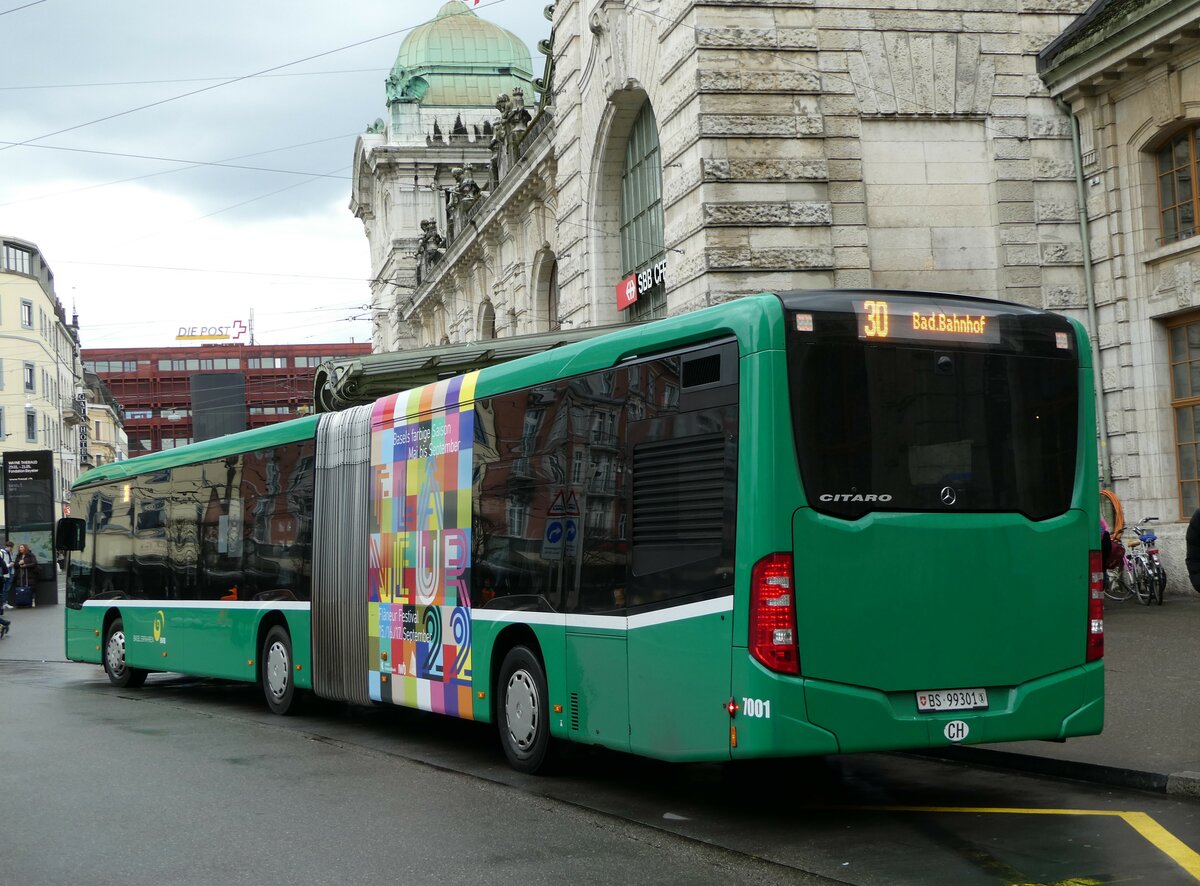 (247'869) - BVB Basel - Nr. 7001/BS 99'301 - Mercedes am 30. Mrz 2023 beim Bahnhof Basel