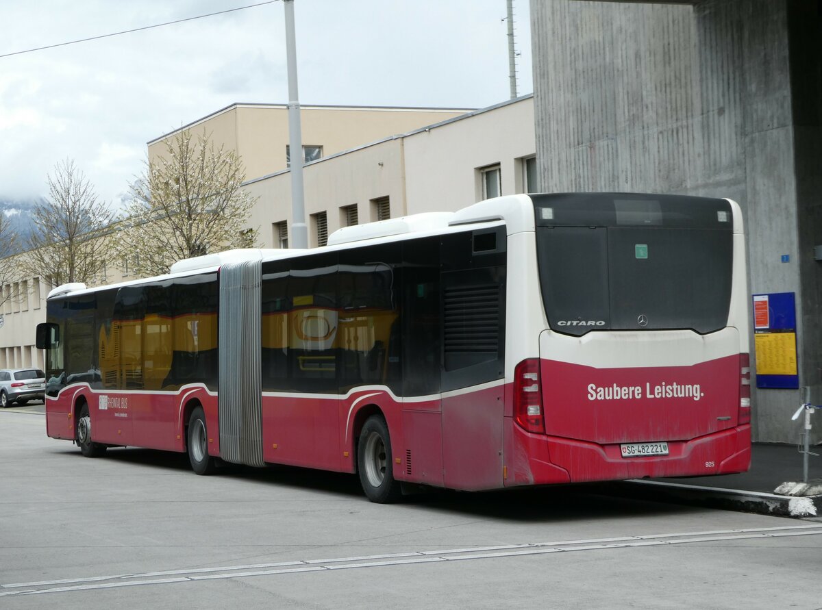 (248'484) - RTB Altsttten - Nr. 925/SG 482'221 - Mercedes (ex Wiener Linien, A-Wien Nr. 8735) am 13. April 2023 beim Bahnhof Buchs