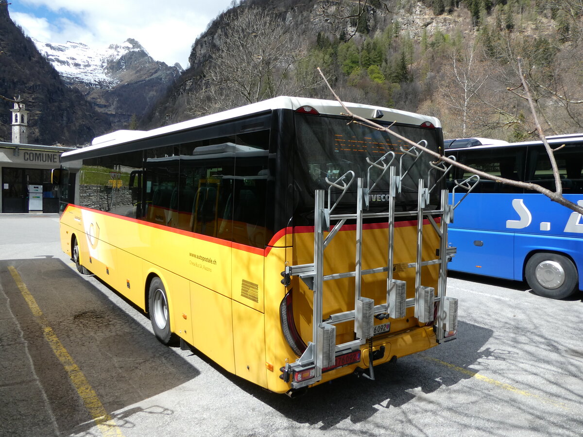 (248'693) - Chiesa, Riazzino - TI 176'092/PID 11'340 - Iveco am 16. April 2023 in Sonogno