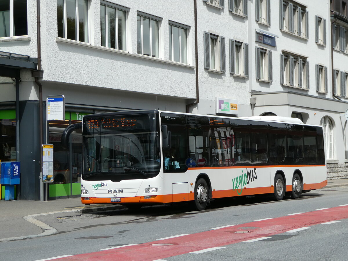 (249'134) - Regiobus, Gossau - Nr. 31/SG 353'631 - MAN am 25. April 2023 beim Bahnhof Herisau