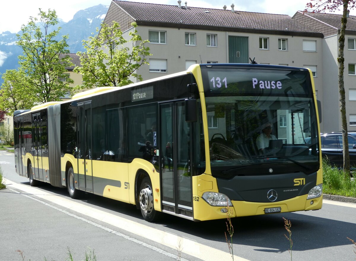 (249'391) - STI Thun - Nr. 182/BE 804'182 - Mercedes am 2. Mai 2023 beim Bahnhof Interlaken Ost