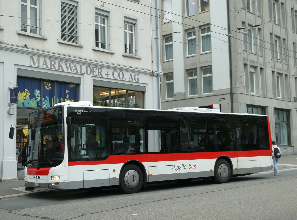 (250'057) - St. Gallerbus, St. Gallen - Nr. 245/SG 198'245 (ex TPN Nyon) am 16. Mai 2023 beim Bahnhof St. Gallen