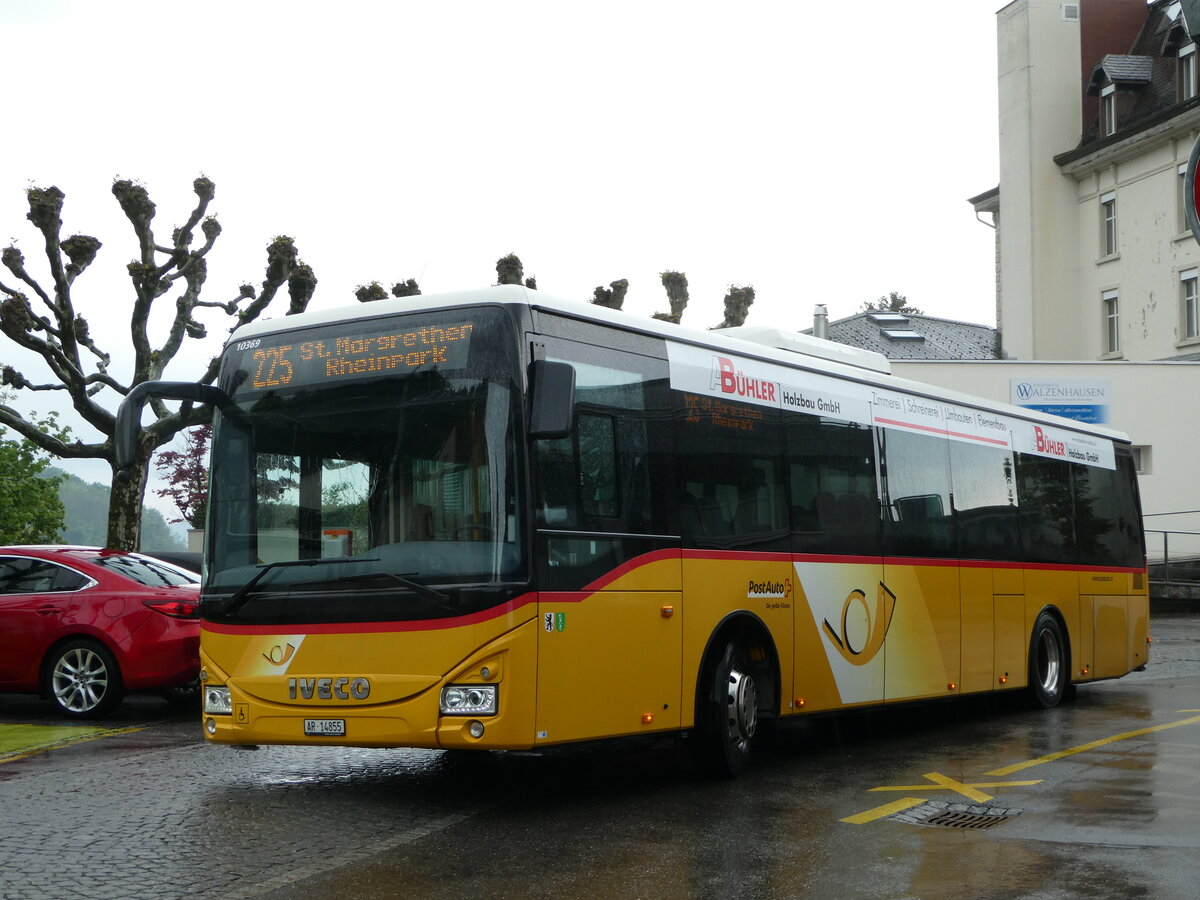 (250'101) - PostAuto Ostschweiz - AR 14'855/PID 10'369 - Iveco am 16. Mai 2023 beim Bahnhof Walzenhausen