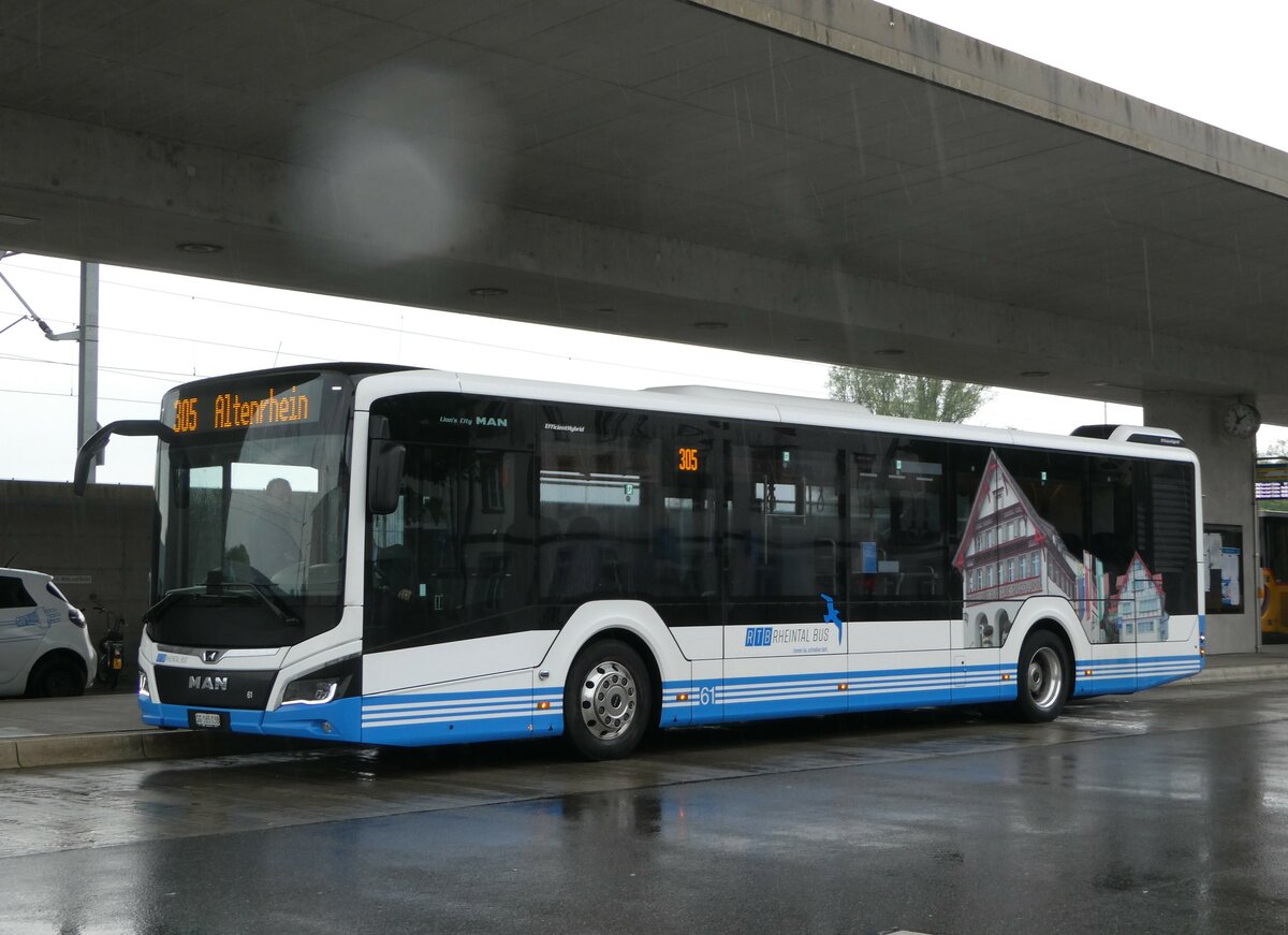 (250'117) - RTB Altsttten - Nr. 61/SG 165'038 - MAN am 16. Mai 2023 beim Bahnhof Rheineck