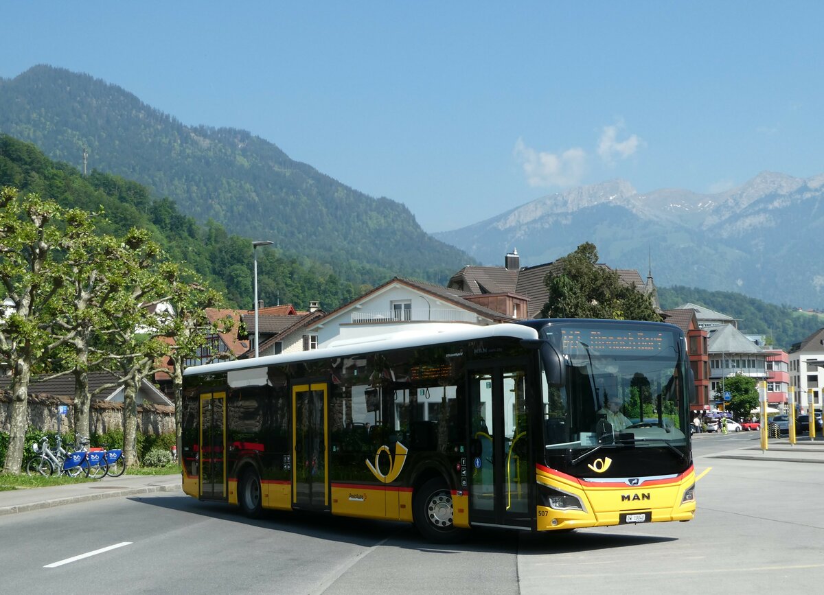 (250'639) - PostAuto Zentralschweiz - Nr. 507/OW 10'040 - MAN (ex Nr. 7) am 27. Mai 2023 beim Bahnhof Sarnen