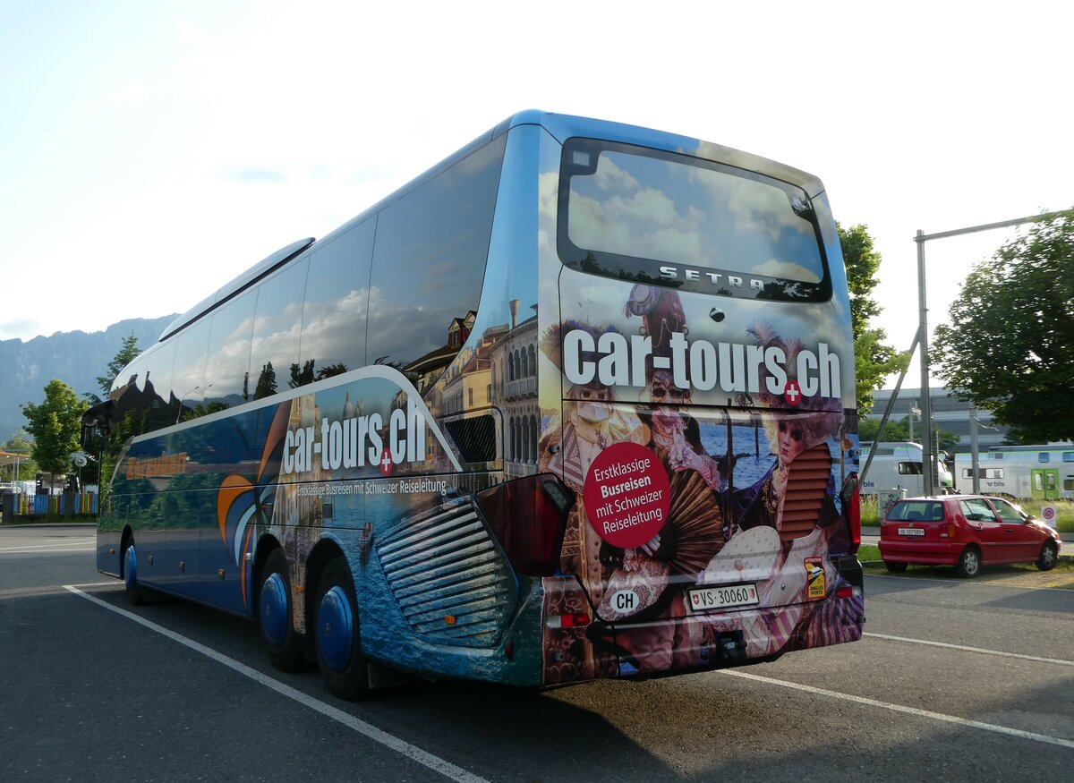 (250'684) - Zerzuben, Visp-Eyholz - Nr. 3/VS 30'060 - Setra am 28. Mai 2023 in Thun, Seestrasse