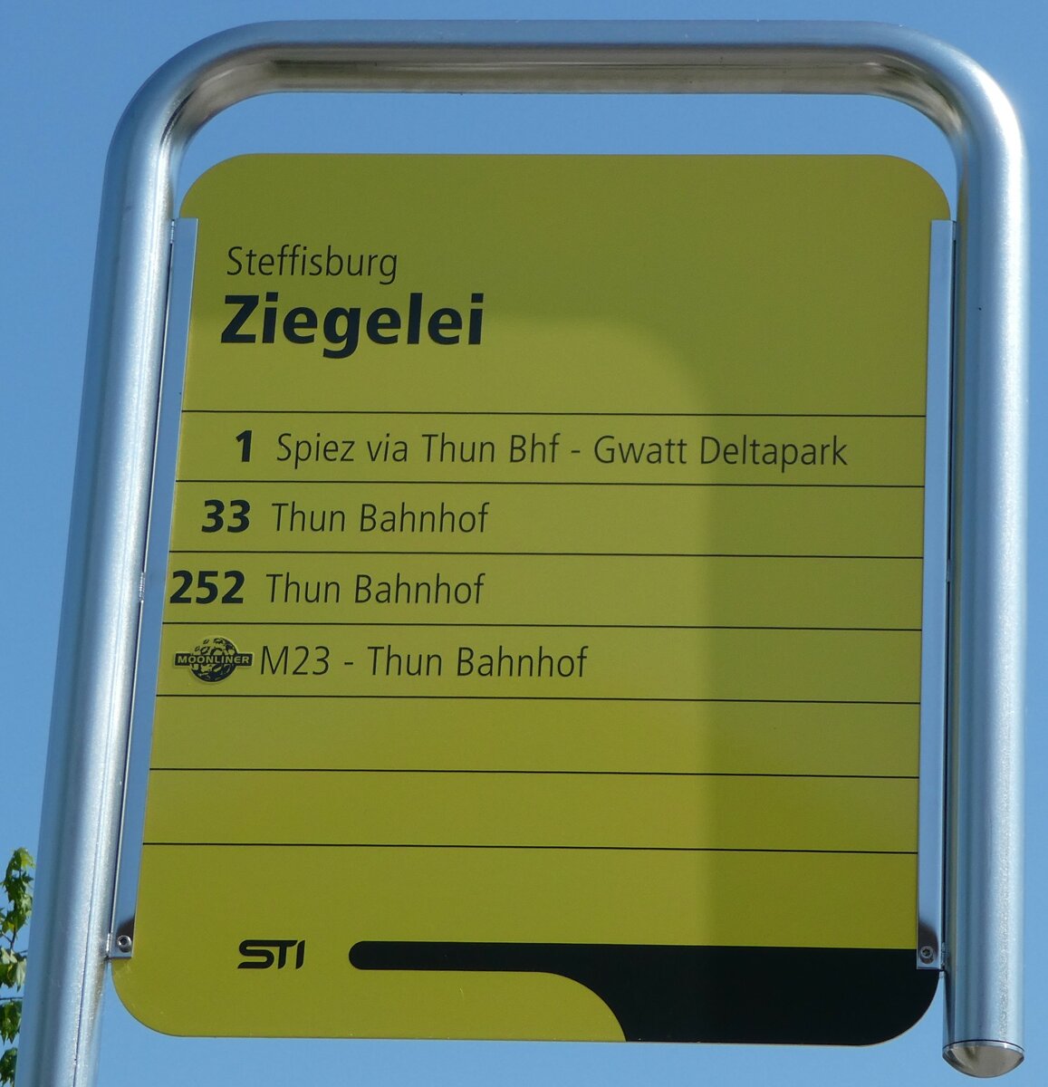 (250'833) - STI-Haltestellenschild - Steffisburg, Ziegelei - am 31. Mai 2023