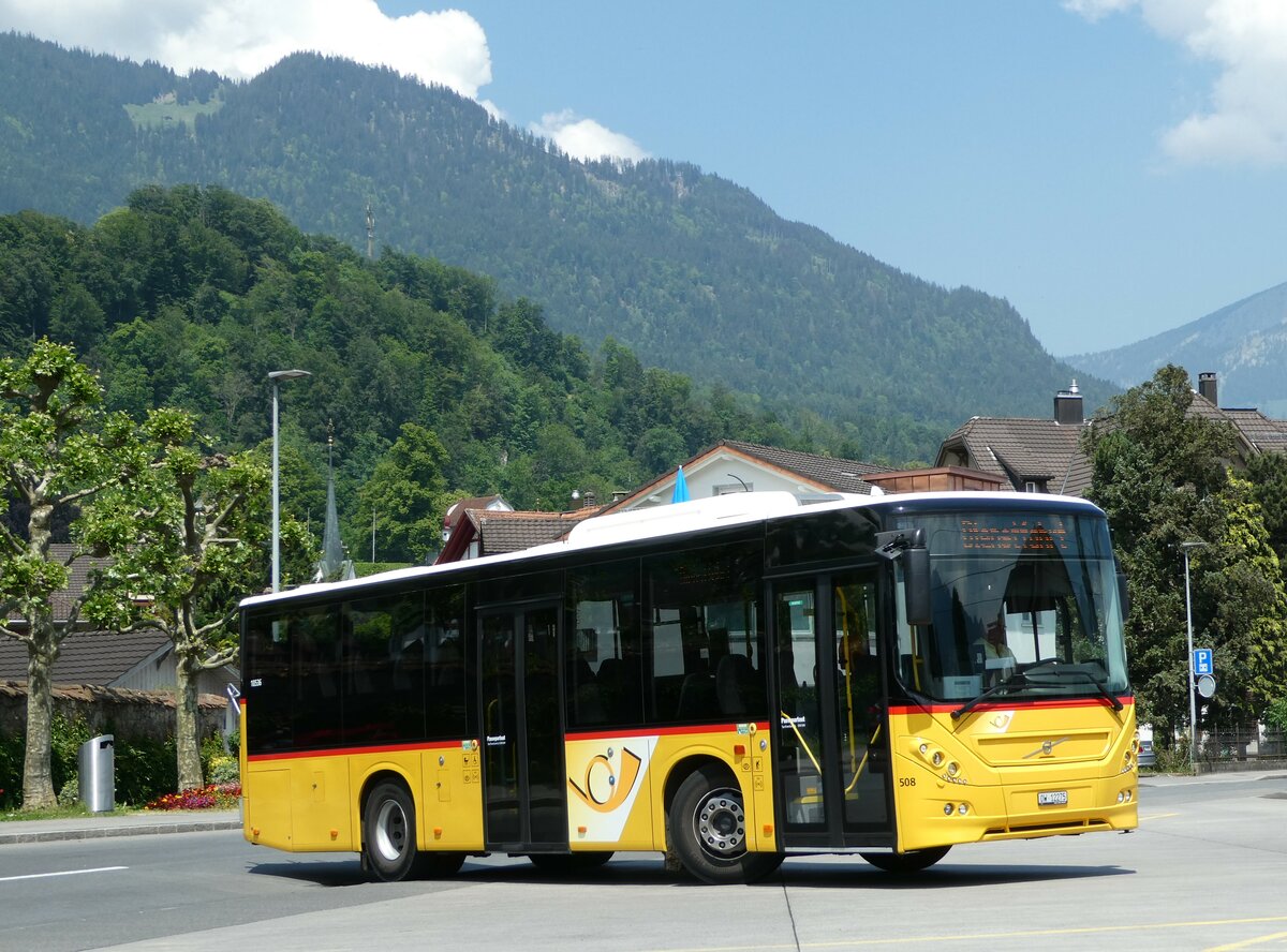 (250'870) - PostAuto Zentralschweiz - Nr. 508/OW 12'275/PID 10'536 - Volvo (ex Nr. 12; ex Dillier, Sarnen Nr. 12) am 1. Juni 2023 beim Bahnhof Sarnen