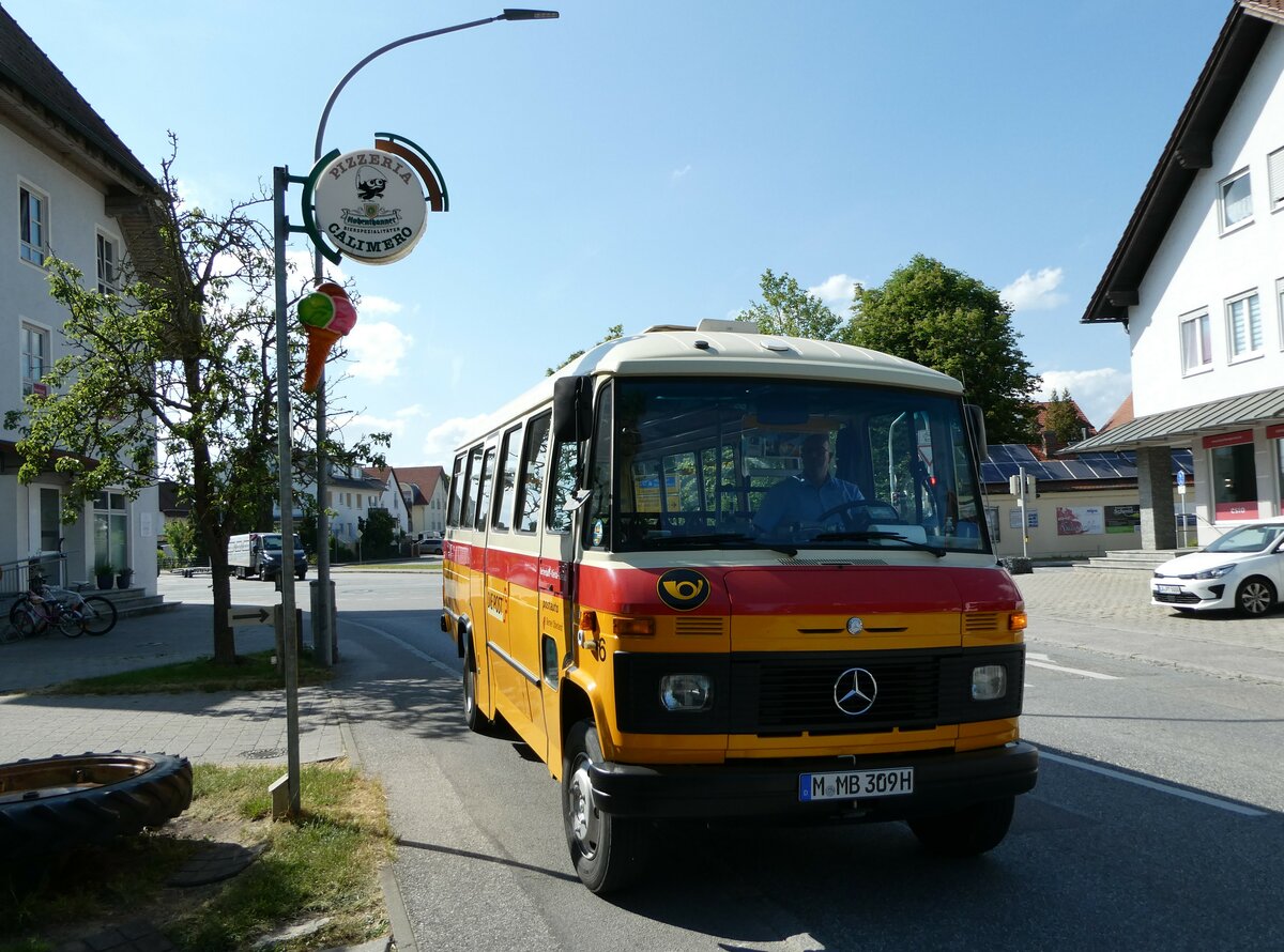 (250'910) - Hahn, Mnchen - Nr. 6/M-MB 309H - Mercedes (ex Mller, CH-Ennetmoos Nr. 6; ex Portenier, CH-Adelboden Nr. 6/PID 492; ex Geiger, CH-Adelboden Nr. 6) am 3. Juni 2023 in Essenbach, Eiscaf Riviera