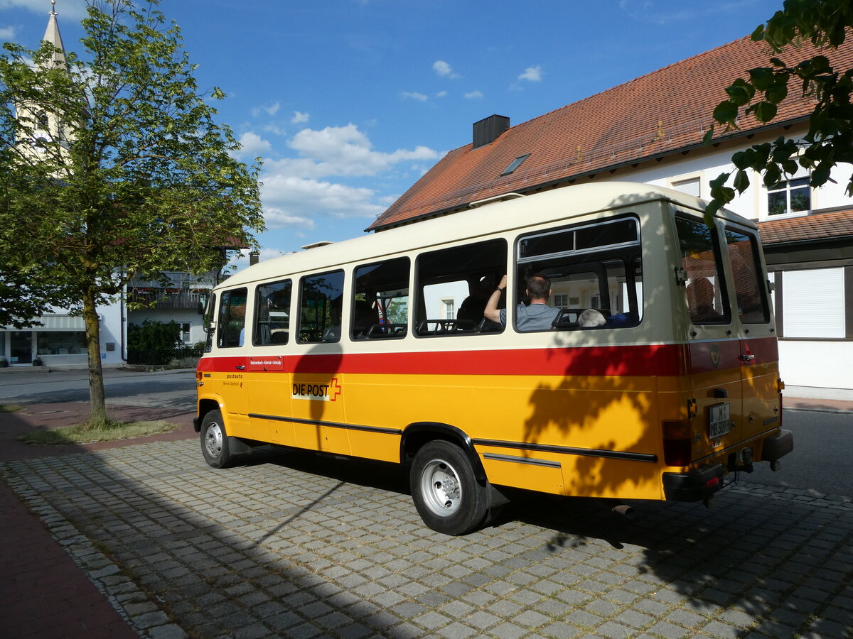 (250'915) - Hahn, Mnchen - Nr. 6/M-MB 309H - Mercedes (ex Mller, CH-Ennetmoos Nr. 6; ex Portenier, CH-Adelboden Nr. 6/PID 492; ex Geiger, CH-Adelboden Nr. 6) am 3. Juni 2023 in Essenbach, Schulstrasse