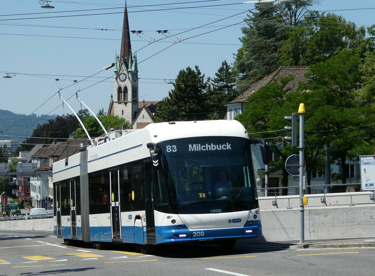 (251'443) - VBZ Zrich - Nr. 209 - Hess/Hess Gelenktrolleybus am 13. Juni 2023 in Zrich, Bucheggplatz