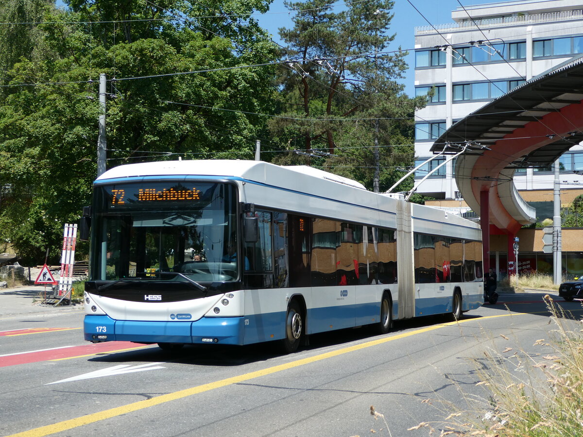 (251'463) - VBZ Zrich - Nr. 173 - Hess/Hess Gelenktrolleybus am 13. Juni 2023 in Zrich, Bucheggplatz