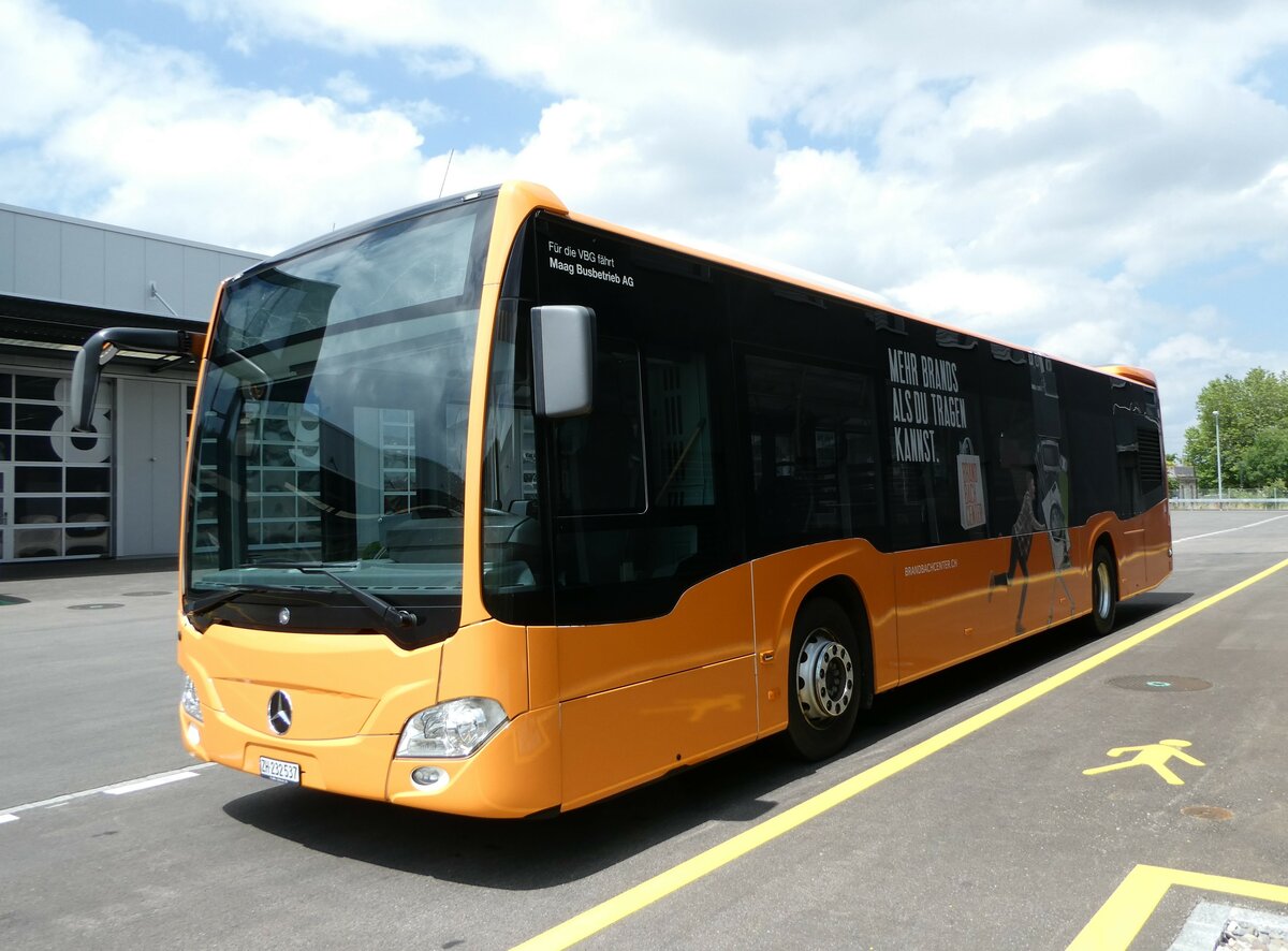 (252'292) - Maag, Kloten - Nr. 37/ZH 232'537 - Mercedes am 2. Juli 2023 in Winterthur, EvoBus