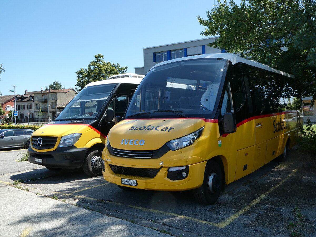 (252'483) - CarPostal Ouest - VD 300'716/PID 10'972 - Iveco/Rosero am 8. Juli 2023 in Yverdon, Garage