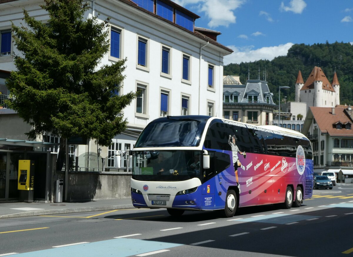 (253'295) - Aus Deutschland: Salza Tours, Bad Langensalza - LSZ-LK 18 - Neoplan am 2. August 2023 in Thun, Guisanplatz