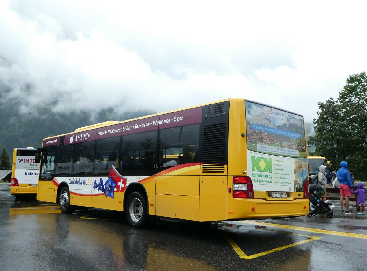 (253'399) - Grindelwaldbus, Grindelwald - Nr. 23/BE 70'397 - MAN am 5. August 2023 beim Bahnhof Grindelwald