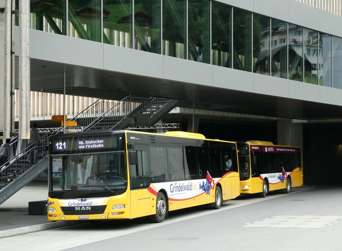 (253'415) - Grindelwaldbus, Grindelwald - Nr. 15/BE 525'871 - MAN am 5. August 2023 in Grindelwald, Terminal