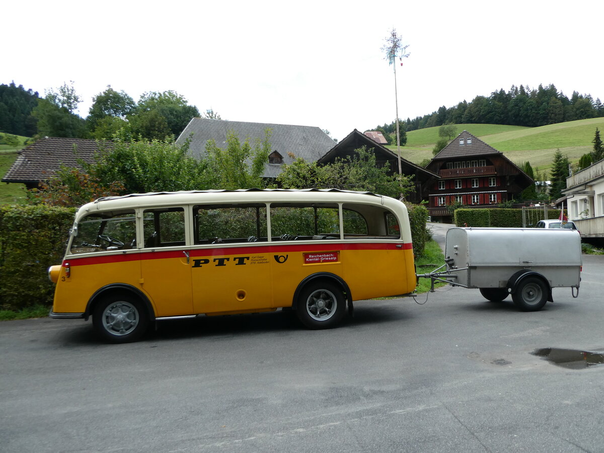 (253'554) - Schmid, Thrishaus - Nr. 3/BE 26'760 - Saurer/Gangloff (ex Geiger, Adelboden Nr. 3) am 9. August 2023 in Rinderbach, Rest. zur Sge