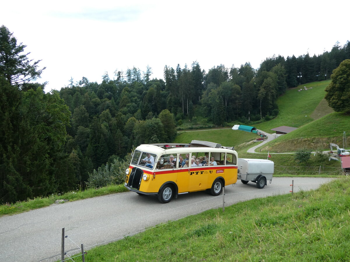 (253'561) - Schmid, Thrishaus - Nr. 3/BE 26'760 - Saurer/Gangloff (ex Geiger, Adelboden Nr. 3) am 9. August 2023 in Bigenthal, Hellweid