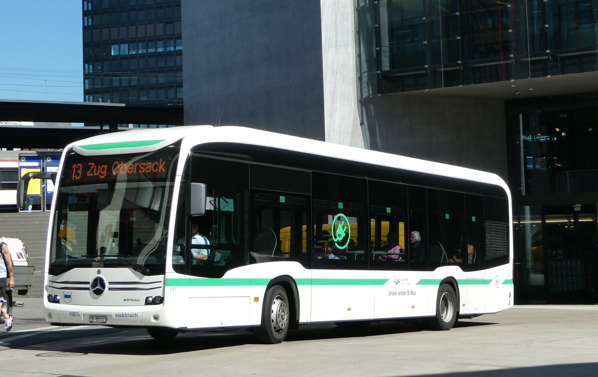 (253'597) - ZVB Zug - Nr. 141/ZG 88'141 - Mercedes am 11. August 2023 beim Bahnhof Zug