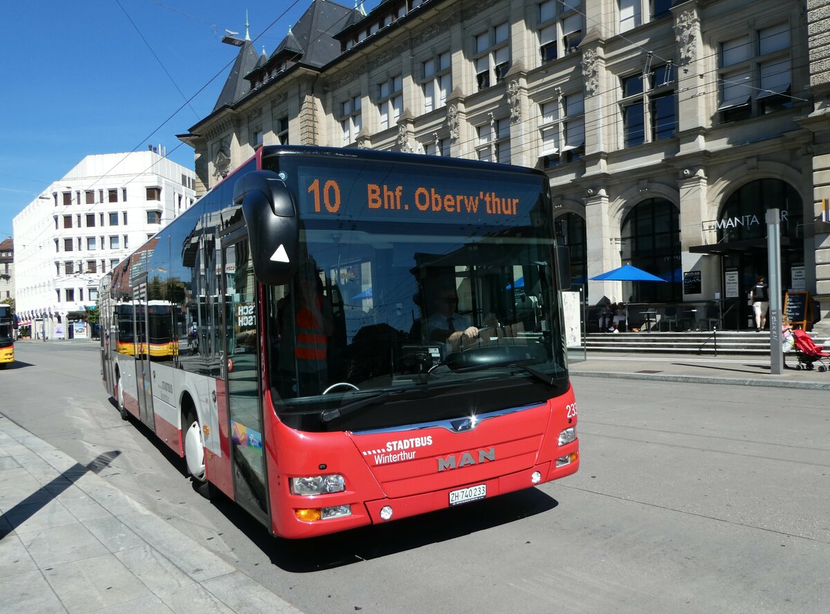 (253'647) - SW Winterthur - Nr. 233/ZH 740'233 - MAN am 11. August 2023 beim Hauptbahnhof Winterthur