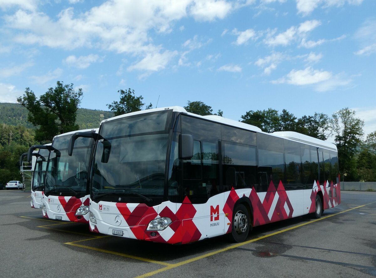 (253'699) - CarPostal Ouest - JU 63'431/PID 10'708 - Mercedes (ex VD 615'805) am 12. August 2023 in Develier, Parkplatz