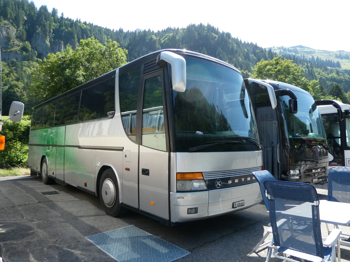 (254'012) - Salvisberg, Alterswil - FR 126'666 - Setra am 19. August 2023 in Hoch-Ybrig, Talstation Weglosen