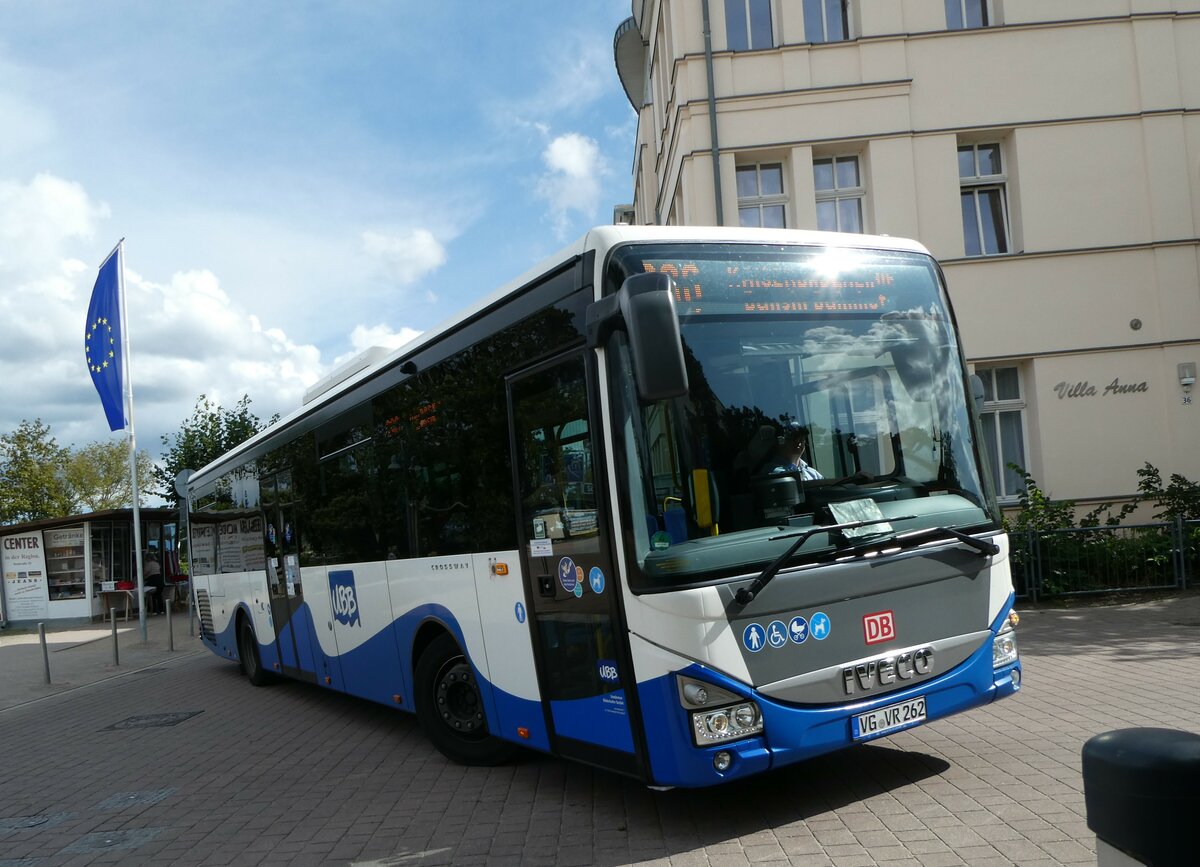 (254'462) - UBB Heringsdorf - VG-VR 262 - Iveco am 31. August 2023 in Ahlbeck, Rathaus