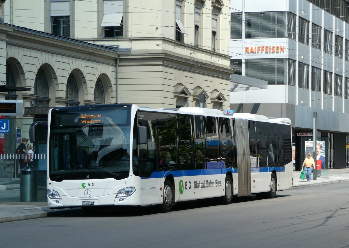 (255'013) - Welti-Furrer, Bassersdorf - Nr. 85/ZH 661'185 - Mercedes am 9. September 2023 beim Hauptbahnhof Winterthur