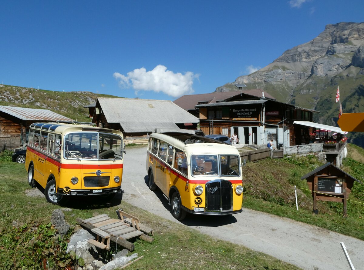 (255'101) - Schmid, Thrishaus - Nr. 9/BE 26'105 - Saurer/R&J (ex Geiger, Adelboden Nr. 9) + Nr. 3/BE 26'760 - Saurer/Gangloff (ex Geiger, Adelboden Nr. 3) am 10. September 2023 auf der Bundalp