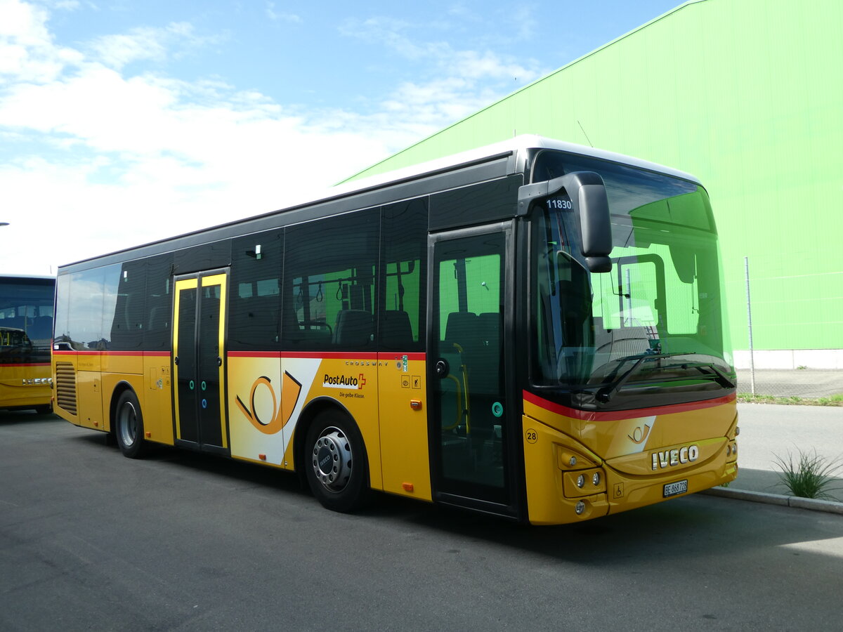 (255'205) - Flck, Brienz - Nr. 28/BE 868'728/PID 11'830 - Iveco am 16. September 2023 in Kerzers, Interbus