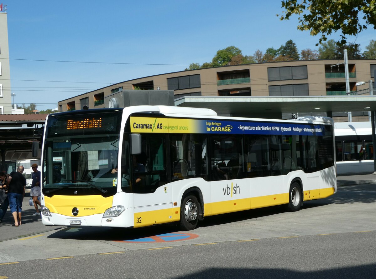 (255'275) - VBSH Schaffhausen - Nr. 32/SH 38'032 - Mercedes am 17. September 2023 beim Bahnhof Schaffhausen