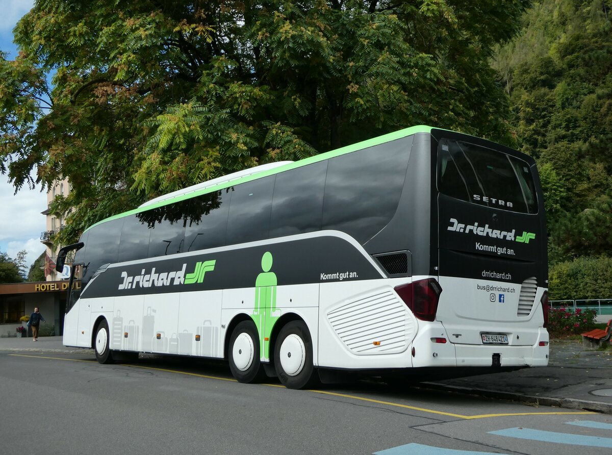 (255'464) - Dr. Richard, Oberengstringen - ZH 648'421 - Setra am 22. September 2023 bei der Schifflndte Interlaken Ost