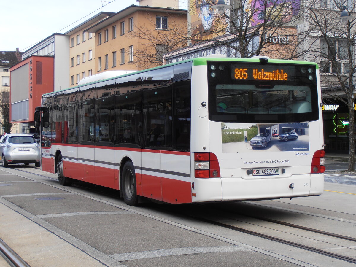 (257'638) - StadtBUS, Frauenfeld - Nr. 910/SG 482'206 - MAN (ex RTB Altsttten Nr. 910; ex PostBus/A BD 15'357) am 15. Dezember 2023 beim Bahnhof Frauenfeld