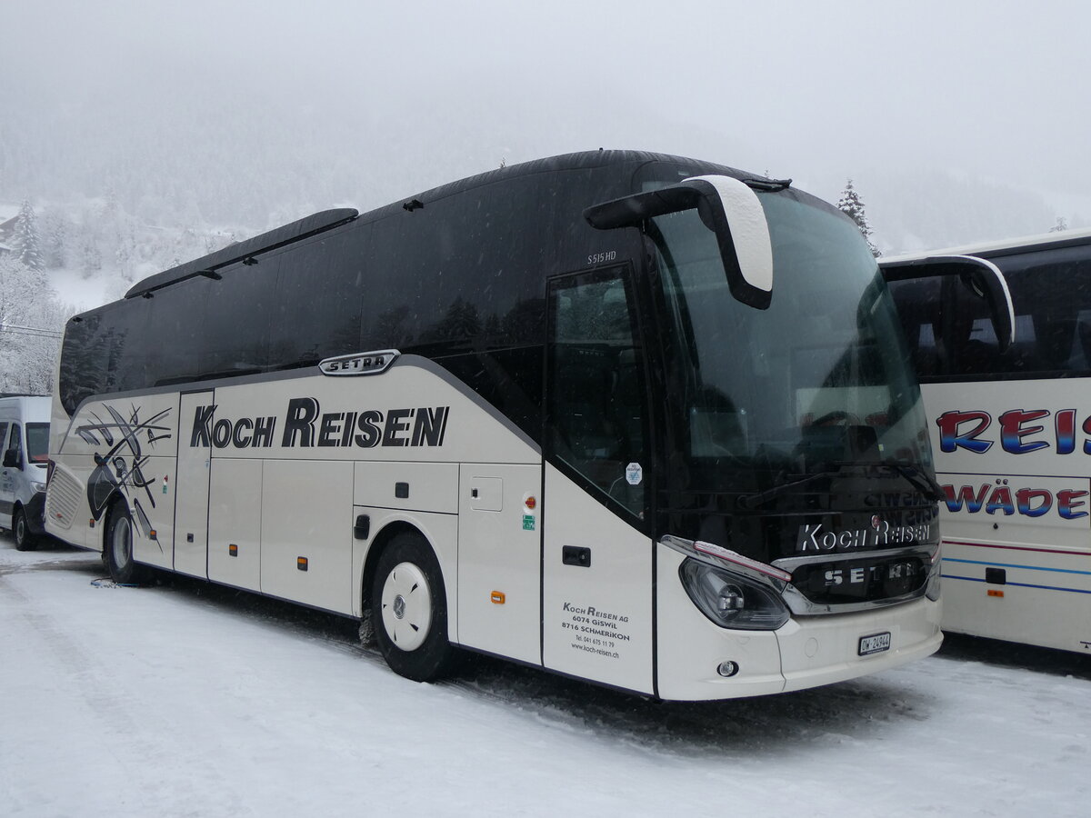 (258'401) - Koch, Giswil - OW 24'944 - Setra am 6. Januar 2024 in Adelboden, ASB