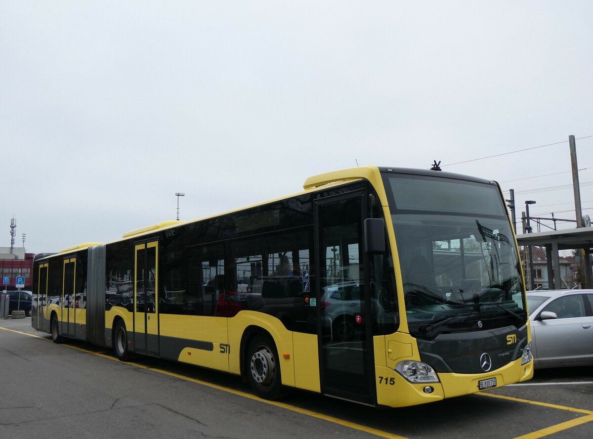 (258'650) - STI Thun - Nr. 715/BE 810'715 - Mercedes am 12. Januar 2024 in Thun, CarTerminal