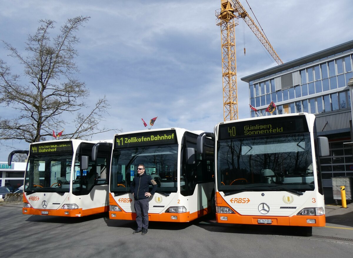 (259'970) - RBS Worblaufen - Nr. 1/BE 365'301 + Nr. 2/BE 366'002 + Nr. 3/BE 767'003 - Mercedes am 3. Mrz 2024 in Worblaufen, Garage