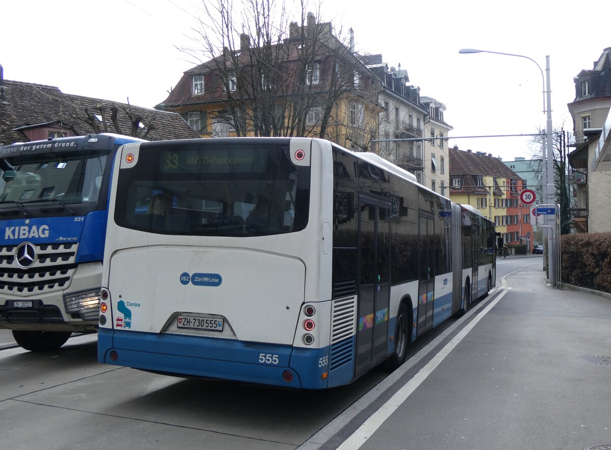 (260'148) - VBZ Zrich - Nr. 555/ZH 730'555 - Neoplan am 4. Mrz 2024 in Zrich, Klusplatz