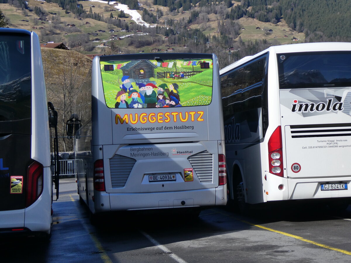 (260'493) - Feuz, Innertkirchen BE 40'934 - Mercedes am 19. Mrz 2024 in Grindelwald, Grund